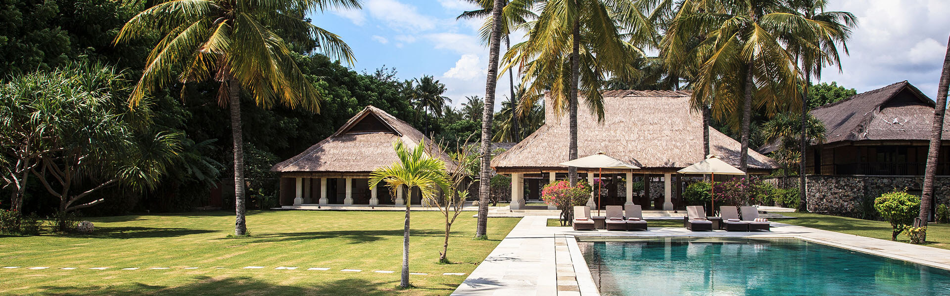 Villa Sepoi Sepoi - Pool and villa features